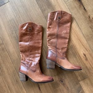Vince Camuto Brown Kolton Boots size 8